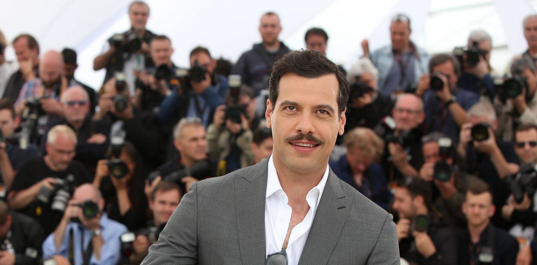 Qui Est Le Père De Laurent Lafitte Laurent Lafitte à Cannes : Savez-vous tout sur le maître de cérémonie