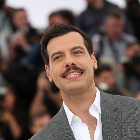 Photocall de Laurent Lafitte, maître de cérémonie du 69e Festival international du film de Cannes le 11 mai 2016. © Dominique Jacovides / Bestimage