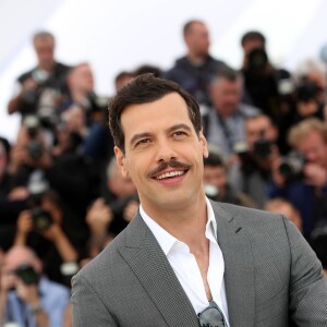 Photocall de Laurent Lafitte, maître de cérémonie du 69e Festival international du film de Cannes le 11 mai 2016. © Dominique Jacovides / Bestimage