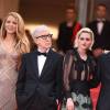 Woody Allen, Kristen Stewart, Blake Lively - Montée des marches du film Café Society pour l'ouverture du Festival de Cannes le 11 mai 2016