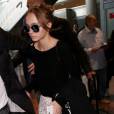 Lily-Rose Depp à son arrivée à l'aéroport de Nice pour se rendre à Cannes, le 12 mai 2016.