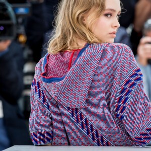 Lily-Rose Depp dans une tenue Chanel - Photocall du film "La Danseuse" lors du 69e Festival International du Film de Cannes. Le 13 mai 2016 © Dominique Jacovides / Bestimage