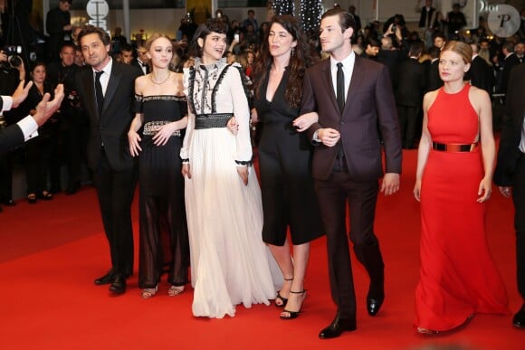 Louis-Do de Lencquesaing, Lily-Rose Depp, Soko, Stéphanie Di Giusto, Gaspard Ulliel, Mélanie Thierry - Montée des marches du film "I, Daniel Blake" lors du 69ème Festival International du Film de Cannes. Le 13 mai 2016. © Dominique Jacovides-Cyril Moreau/Bestimage