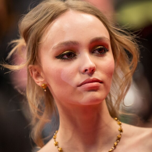 Lily-Rose Depp - Montée des marches du film "I, Daniel Blake" lors du 69ème Festival International du Film de Cannes. Le 13 mai 2016. © Dominique Jacovides-Cyril Moreau/Bestimage