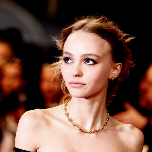 Lily-Rose Depp (robe Chanel) - Montée des marches du film "I, Daniel Blake" lors du 69ème Festival International du Film de Cannes. Le 13 mai 2016. © Dominique Jacovides-Cyril Moreau/Bestimage