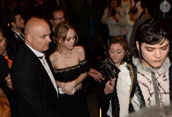 Exclusif - Lily-Rose Depp et Soko (Stéphanie Sokolinski) arrivent au club Albane lors du 69e Festival International du Film de Cannes. Le 13 mai 2016 © Rachid Bellak / Bestimage