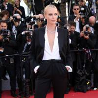 Cannes 2016 : Charlize Theron, Vanessa Paradis... en smoking sur le tapis rouge