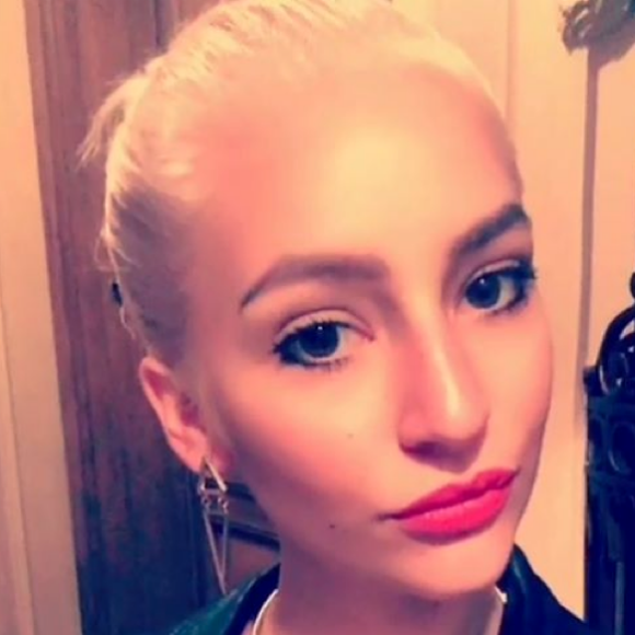 Jeanne Siéja, la fille de Corinne Touzet, sur Instagram en mai 2016.