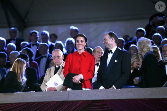 Kate Middleton, duchesse de Cambridge, lors du spectacle équestre présenté le 15 mai 2016 au château de Windsor en l'honneur des 90 ans de la reine Elizabeth II.