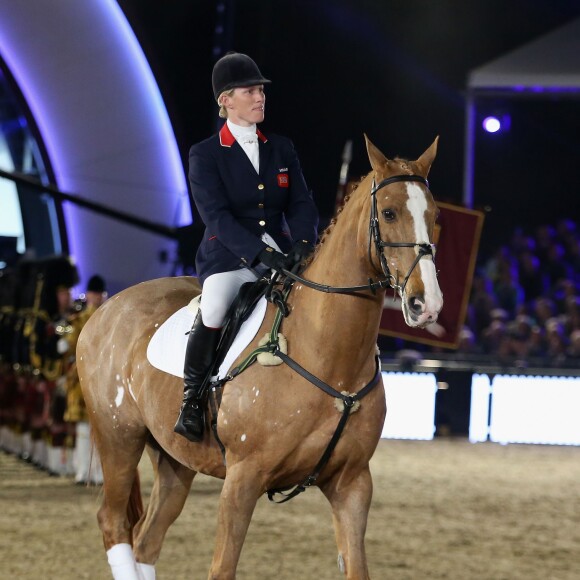 Zara Phillips en selle sur Toytown lors du spectacle équestre présenté le 15 mai 2016 au château de Windsor en l'honneur des 90 ans de la reine Elizabeth II.