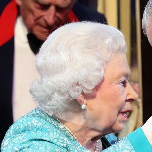 La reine Elizabeth II et le prince Charles lors du spectacle équestre présenté le 15 mai 2016 au château de Windsor en l'honneur des 90 ans de la reine Elizabeth II.