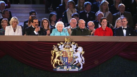 Kate Middleton et la famille royale au côté d'Elizabeth II pour son grand show