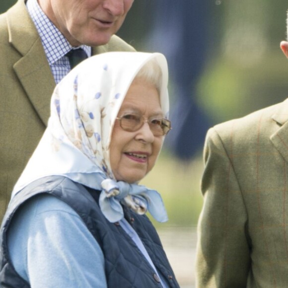 La reine Elizabeth II au Royal Windsor Horse Show à Windsor le 12 mai 2016.