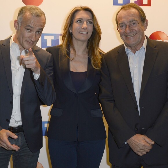 Gilles Bouleau, Anne-Claire Coudray et Jean-Pierre Pernaut - Conférence de presse de TF1 pour le lancement de l'Euro 2016 à Paris le 17 mai 2016. © Coadic Guirec/Bestimage