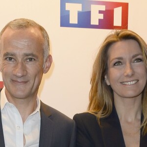 Gilles Bouleau et Anne-Claire Coudray - Conférence de presse de TF1 pour le lancement de l'Euro 2016 à Paris le 17 mai 2016. © Coadic Guirec/Bestimage