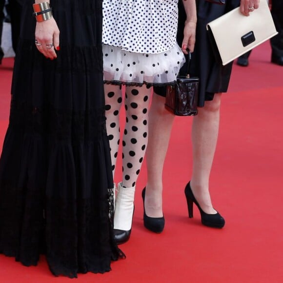 Julie Depardieu, Chantal Ladesou, Julie Gayet - Montée des marches du film "La fille inconnue" lors du 69ème Festival du Film de Cannes. Le 18 mai 2016. © Borde-Jacovides-Moreau/Bestimage