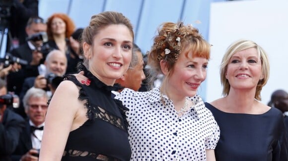 Cannes 2016 : Julie Gayet et Julie Depardieu, de la fantaisie sur les Marches