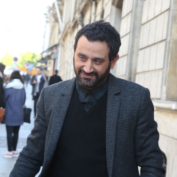 Semi-Exclusif - Cyril Hanouna et son le livre de la jungle - Arrivées des people à la radio Europe1 à Paris le 14 avril 2016