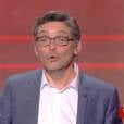 Thierry Moreau dans la peau d'un humoriste dans "TPMP fait son Olympia", le 19 mai 2016, sur D8