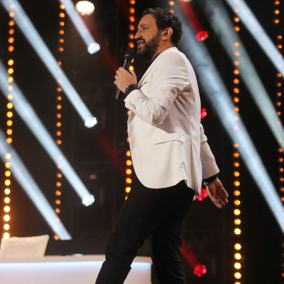 Exclusif - Cyril Hanouna - Prime time en direct de l'émission "Touche pas à mon poste fait son Olympia !" à l'Olympia, Paris le 19 mai 2016. L'émission produite par H2O Productions était retransmise en direct sur D8. © CVS/Bestimage