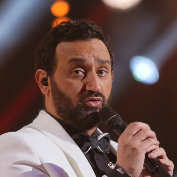 Exclusif - Cyril Hanouna - Prime time en direct de l'émission "Touche pas à mon poste fait son Olympia !" à l'Olympia, Paris le 19 mai 2016. L'émission produite par H2O Productions était retransmise en direct sur D8. © CVS/Bestimage