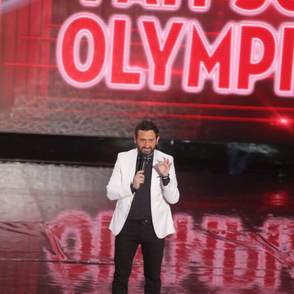 Exclusif - Cyril Hanouna - Prime time en direct de l'émission "Touche pas à mon poste fait son Olympia !" à l'Olympia, Paris le 19 mai 2016. L'émission produite par H2O Productions était retransmise en direct sur D8. © CVS/Bestimage