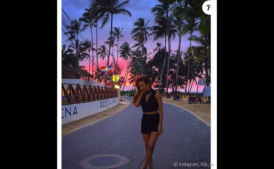 Instagram Belle La Villa Des Coeurs Brisés Fidji de La Villa des Coeurs Brisés 2 sexy sur Instagram - Purepeople
