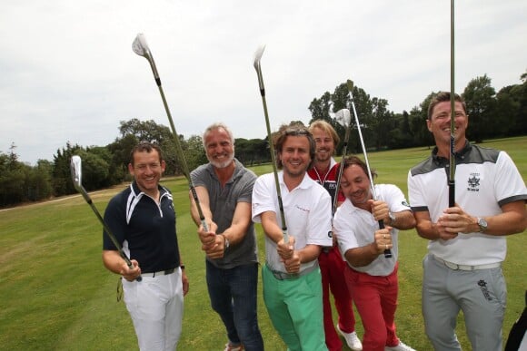 Dany Boon, David Ginola, Jordan Bakalian, Harold Bakalian, Victor Dubuisson lors de la 4e édition de la Mapauto Golf Cup à Mandelieu-la-Napoule, le 12 juin 2015.