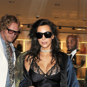 Kim Kardashian et son mari Kanye West vont faire du shopping à la boutique "Robert Cavalli" à Londres. Le 21 mai 2016.