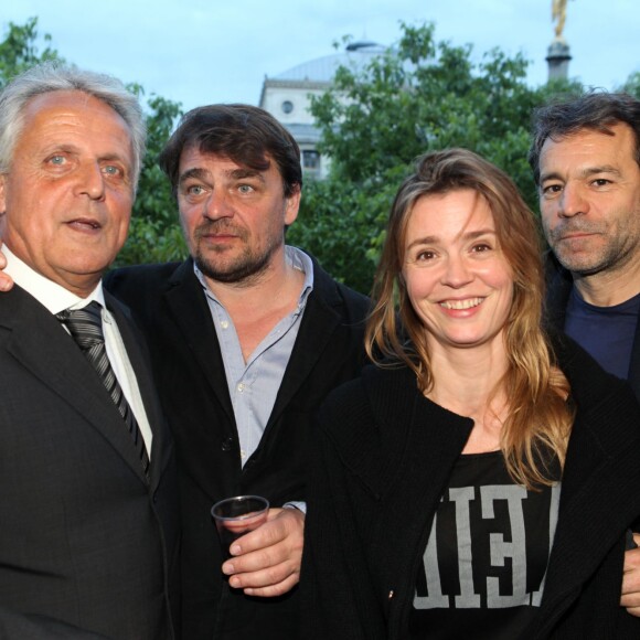 Exclusif - Jean-Pierre Colombi, Thierry Godard, Caroline Proust (acteurs de la série Engrenages) et Frédéric Jardin le réalisateur - Soirée des 40 ans de la BRB (Brigade de répression du banditisme) dans les salons du théâtre du Châtelet à Paris le 17 mai 2016. Jean-Marie Bigard qui fêtait son 62ème anniversaire a dit en plaisantant qu'il préférait faire la fête avec des flics plutôt qu'avec sa femme et ses amis. © Didier Sabardin/Bestimage