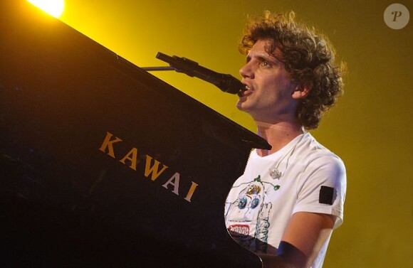 Mika au Parc des Princes, le 4 juillet 2008.