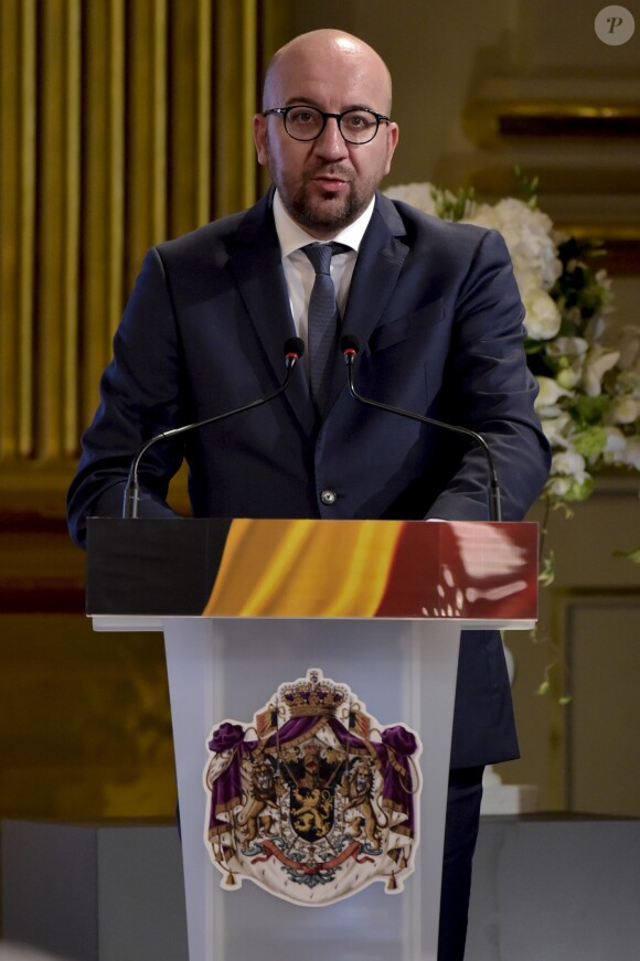 Le Premier ministre belge Charles Michel le 22 mai 2016 au palais royal à Bruxelles lors d'une cérémonie d'hommage aux victimes des attentats terroristes perpétrés le 22 mars 2016.
