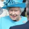 La reine Elizabeth II lors d'une garden party organisée dans les jardins de Buckingham Palace le 24 mai 2016.