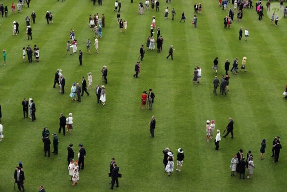 Image de la garden party organisée dans les jardins de Buckingham Palace le 24 mai 2016.