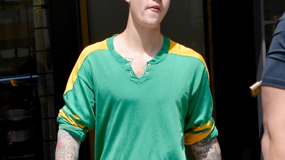Justin Bieber : Odieux et méprisant avec une fan, son geste choque !