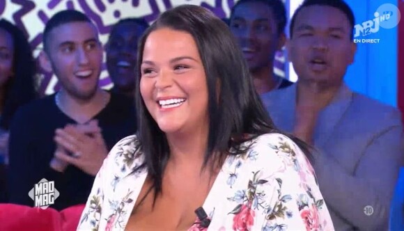 Sarah Fraisou des "Anges 8" sur le plateau du "Mad Mag", lundi 23 mai 2016, sur NRJ12