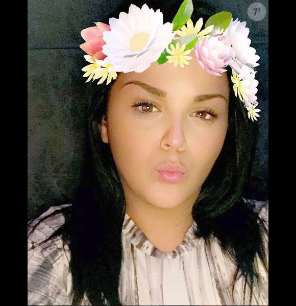 Sarah Fraisou des "Anges 8" : duck face sur Instagram