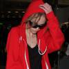 Lily-Rose Depp arrive à l'aéroport de Los Angeles, le 26 mai 2016.