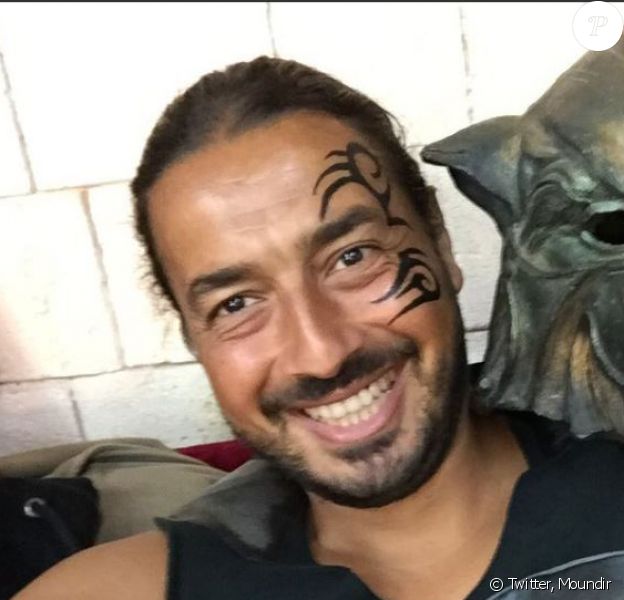 Moundir sur le tournage de "Fort Boyard"