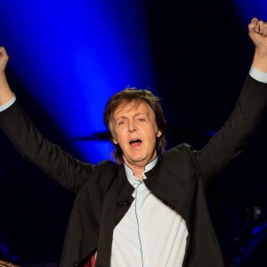 Paul McCartney en concert à l'AccorHotels Arena à Paris, le 30 mai 2016. © Cyril Moreau/Bestimage  Paul McCartney performs at AccorHotels Arenathe "AccorHotels Arena" in Paris, France, on May 30th 2016.30/05/2016 - Paris