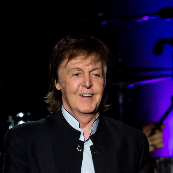Paul McCartney en concert à l'AccorHotels Arena à Paris, le 30 mai 2016. ©Cyril Moreau/Bestimage