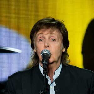 Paul McCartney en concert à l'AccorHotels Arena à Paris, le 30 mai 2016. ©Cyril Moreau/Bestimage