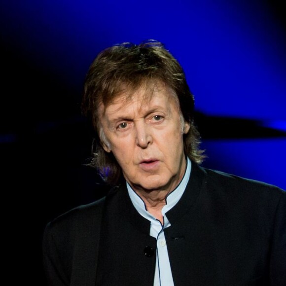 Paul McCartney en concert à l'AccorHotels Arena à Paris, le 30 mai 2016. ©Cyril Moreau/Bestimage