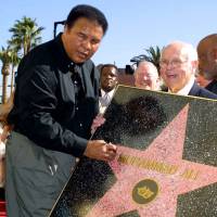 Mohamed Ali : Le légendaire boxeur hospitalisé !