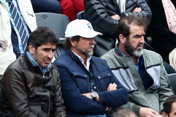 Eric Cantona et ses frères Joël et Jean-Marie lors du tournoi de Roland-Garros le 3 juin 2016