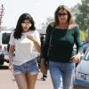 Kylie Jenner et son père Caitlyn Jenner à la sortie du Counrty Martin à Malibu, le 3 juin 2016.