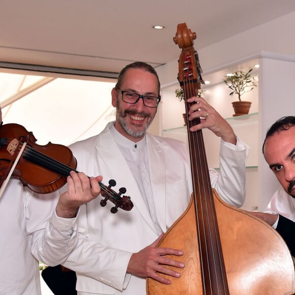 François Xavier Demaison participe au gala annuel de la Croix-Rouge française dans le cadre du prestigieux hôtel Eden Roc au Cap d'Antibes, le 3 juin 2016. © Bruno Bébert / Bestimage