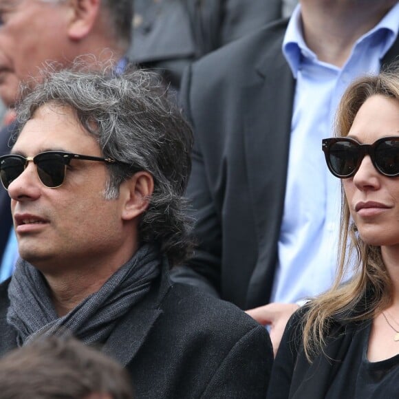 Laura Smet et son compagnon Raphaël dans les tribunes de la finale homme des internationaux de France de Roland Garros à Paris le 5 juin 2016. © Moreau-Jacovides / Bestimage