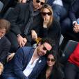 Laura Smet et son compagnon Raphaël dans les tribunes de la finale homme des internationaux de France de Roland Garros à Paris le 5 juin 2016. © Moreau-Jacovides / Bestimage