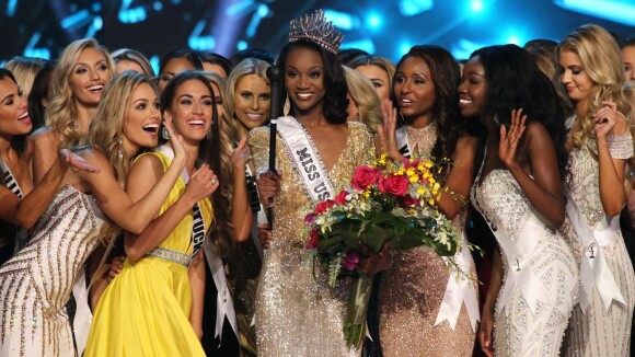 Miss USA 2016 – Deshauna Barber sacrée : De l'armée aux concours de beauté